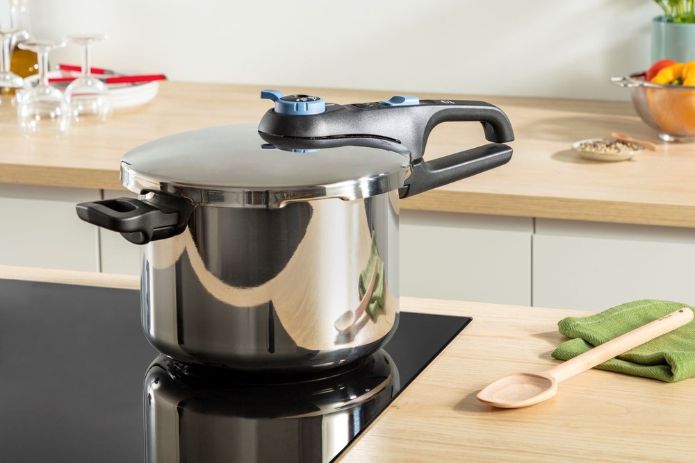 Tlakový hrnec Tefal Secure Trendy P2584301, 4 l + 6 l nerez Tlakový hrnec Tefal Secure Trendy P2584301, 4 l + 6 l nerez