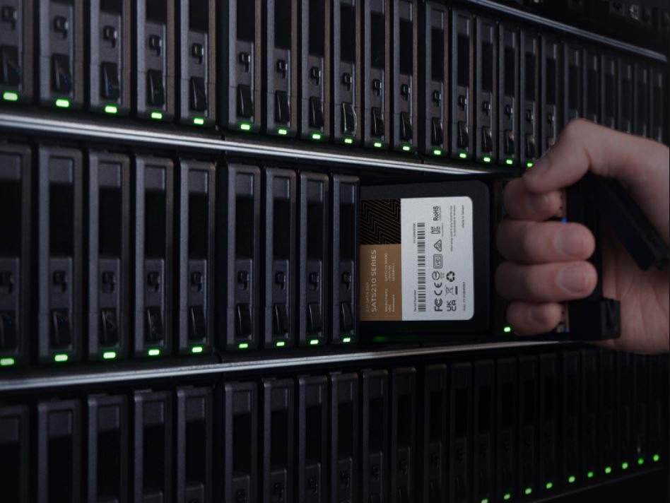 SSD Synology SAT5210 3840 GB Synology SAT5210 (SAT5210-3840G)
