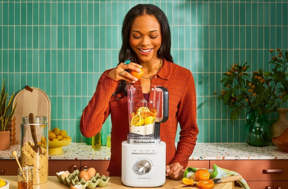 Stolní mixér KitchenAid 5KSB2073EPL krémový