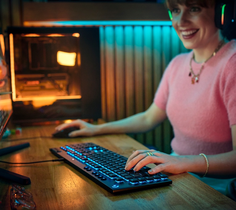 Klávesnice Logitech G915 X Wired, US layout černá