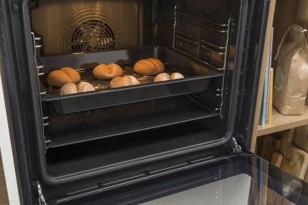 Trouba Gorenje Advanced GBF22ILPMF ExtraSteam černá/sklo