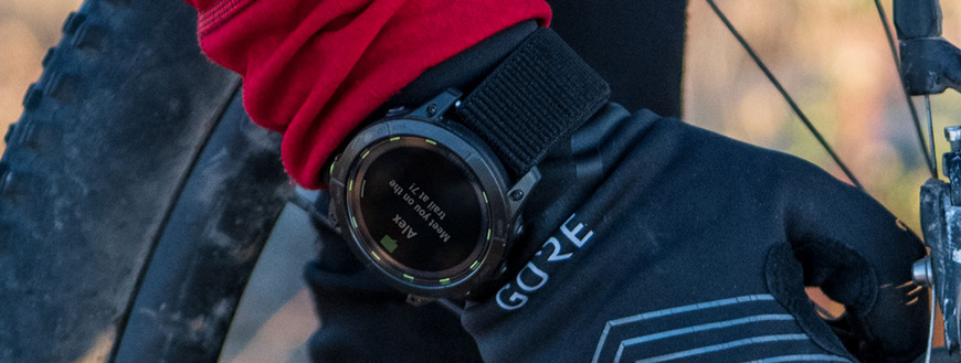 Chytré hodinky Garmin Enduro 2 PRO Sapphire Solar - Carbon Gray Titanium / Black UltraFit Nylon Band