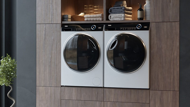 Sušička prádla Haier HD80-A3959-S bílá