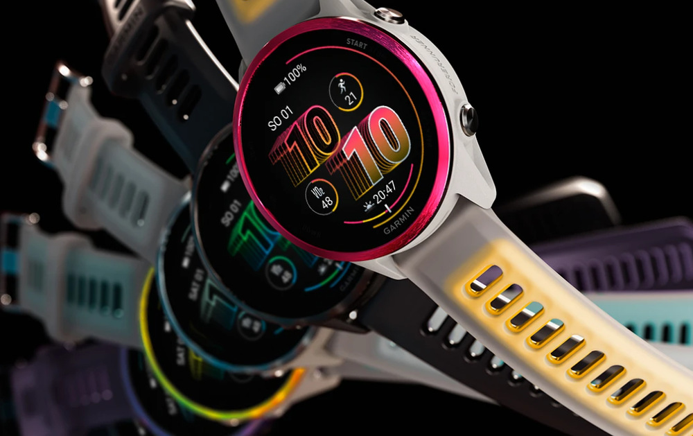 Garmin Forerunner 570 nadchnou skvěle čitelným AMOLED displejem