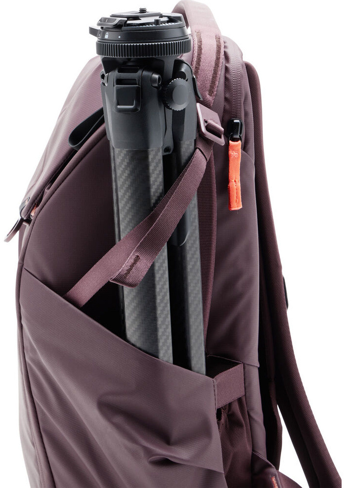 Batoh Peak Design Everyday Backpack 20L (v2) vínový Batoh Peak Design Everyday Backpack 20L (v2) vínový