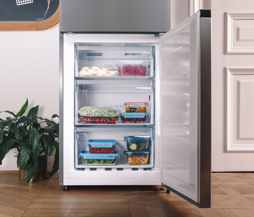 Kombinovaná chladnička Gorenje N62CS2XL4, nerez, Technologie NoFrost Plus zabraňuje tvorbě námrazy v mrazničce
