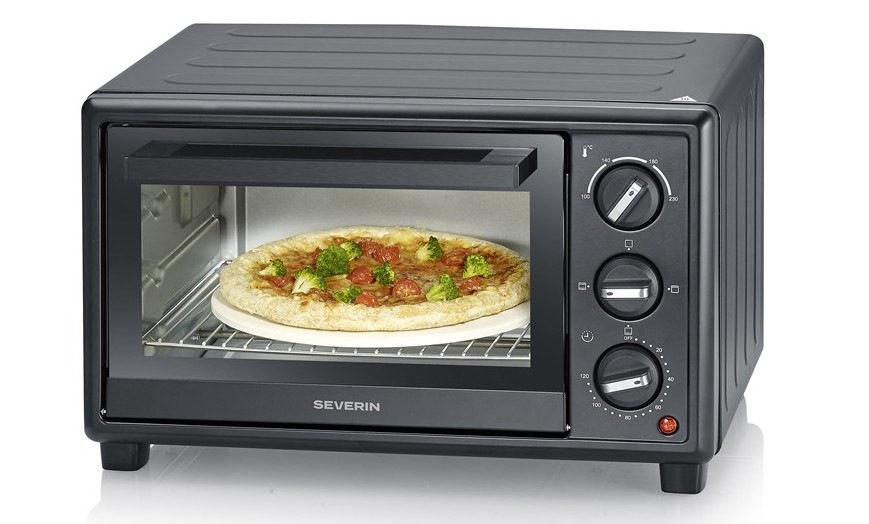 Mini trouba Severin TO 2078 černá Pizza v mini troubě Severin TO 2078