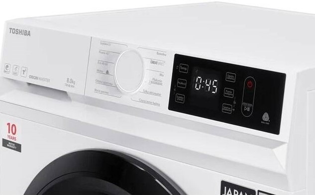 Detailní pohled na ovládací panel v češtině pračky Toshiba TWBL90A.