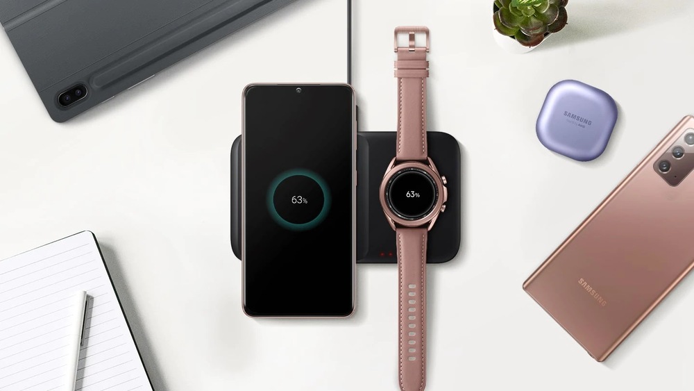 Bezdrátová nabíječka Samsung Duo Pad, 9W, bez kabelu černá Bezdrátová nabíječka Samsung Duo Pad, 9W, bez kabelu černá