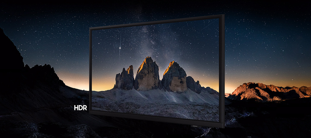Televize Samsung UE32H5002F Televizní obrazovka v horách, obraz přes televizi vypadá, jako by byla průhledná