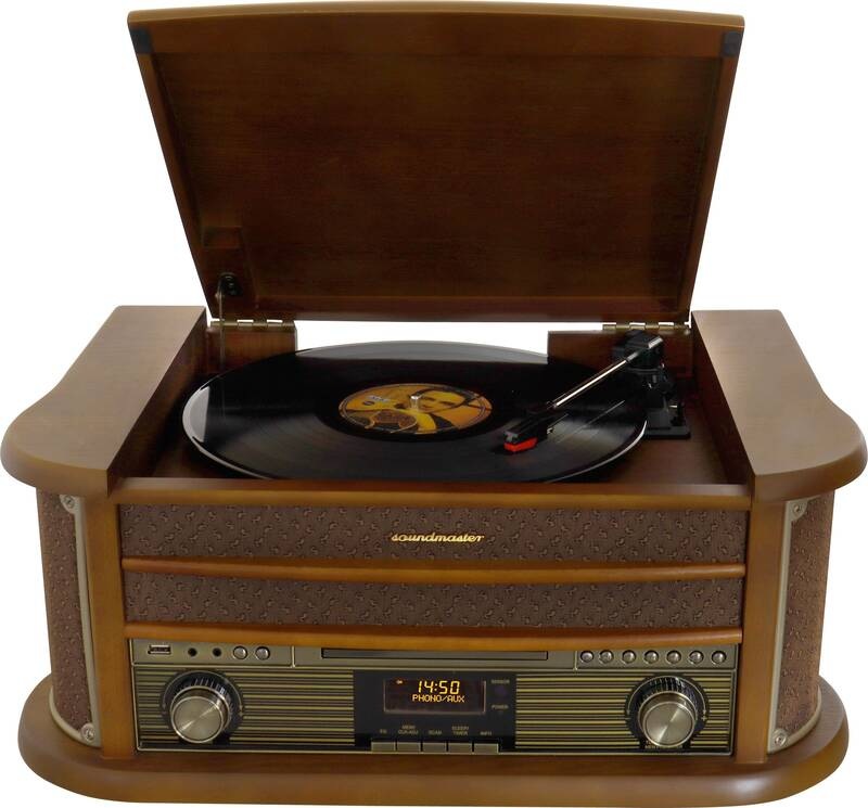čelní pohled na otevřený gramofon s vinylovou deskou 