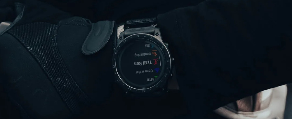 Chytré hodinky Garmin tactix 7 PRO Solar Sapphire - Titanium / Black Nylon Tactical Band