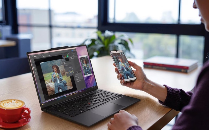 Lenovo ThinkPad X1 Carbon Gen 13 Aura Edition, černá
