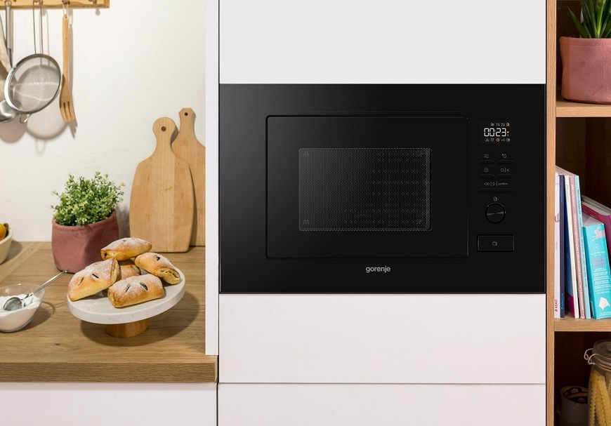Mikrovlnná trouba Gorenje G400 BM201M2BG černá Vestavná mikrovlnná trouba Gorenje BM201M2BG, černá, v domácnosti