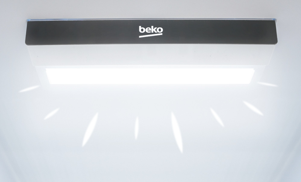 Chladnička kombinovaná Beko BCNA275E4SN NoFrost, vestavná, úsporné LED osvětlení 