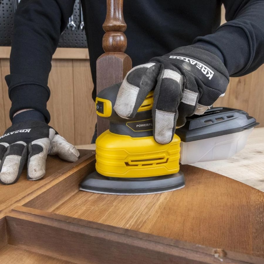 Vibrační bruska POWERPLUS POWX04800 Vibrační bruska Powerplus POWX04800 nabízí až 28 000 kmitů/min