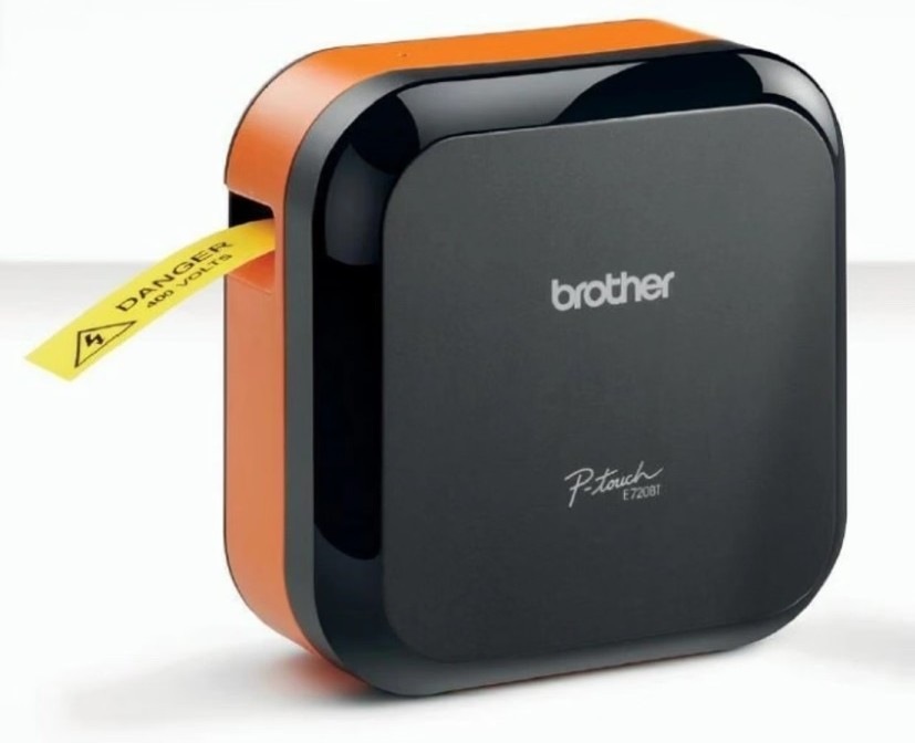 Tiskárna štítků Brother PT-E720BTZ1 černá Tiskárna štítků Brother PT-E720BTZ1 je vhodná pro montážní techniky, elektrikáře, správce budov, servisní pracovníky i instalační firmy