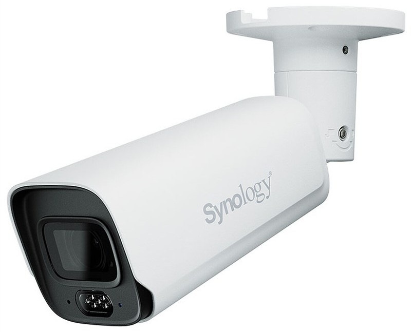IP kamera Synology BC800Z bílá IP kamera Synology BC800Z podporuje sledování živého obrazu z telefonu či počítače díky smart IP systému