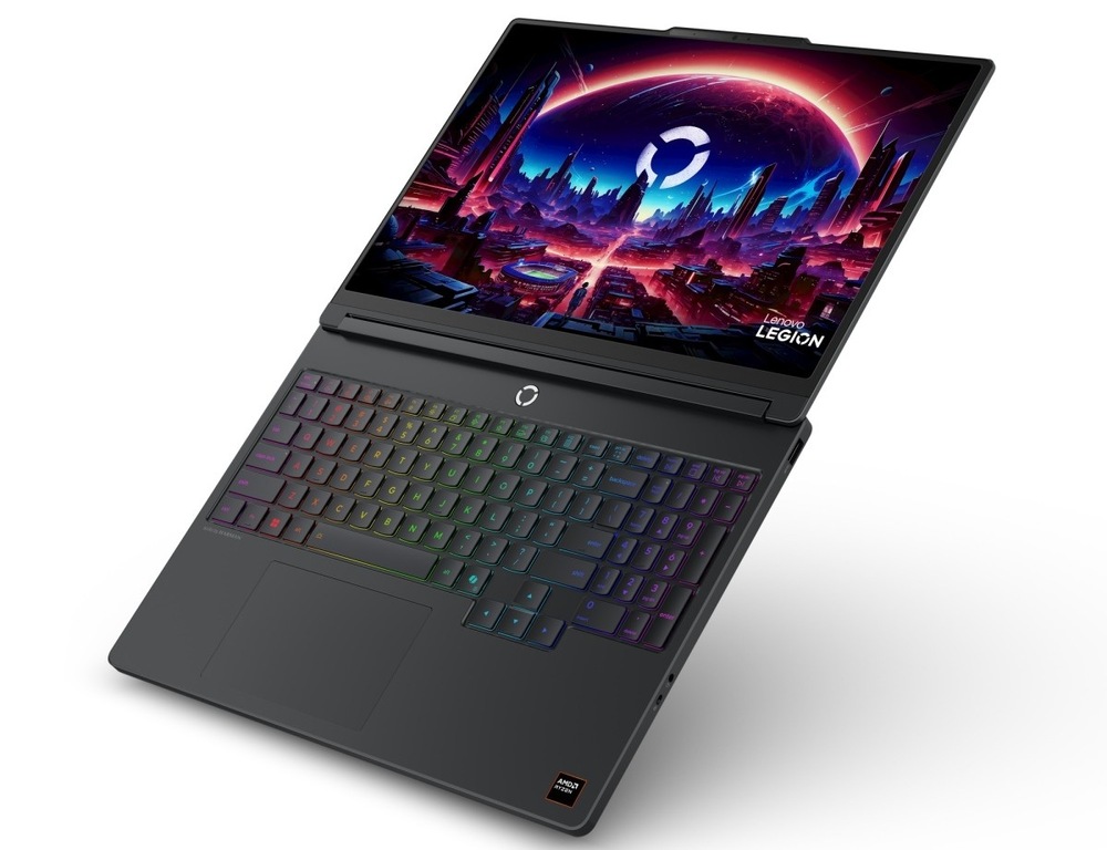 Notebook Lenovo Legion 5 15IPH11 černý Notebook Lenovo Legion 5 15IPH11 otevřený na 180°