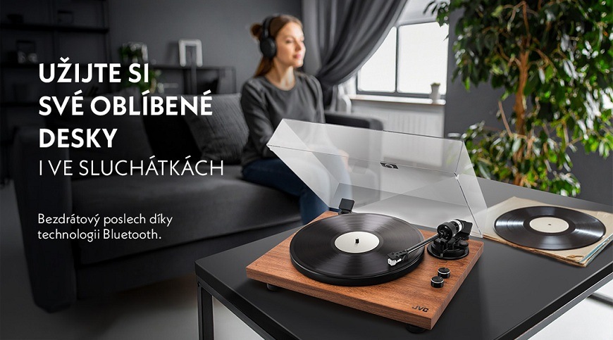 Gramofon JVC AL-E534M, výstupy a technologie bluetooth probezdrátový přenos