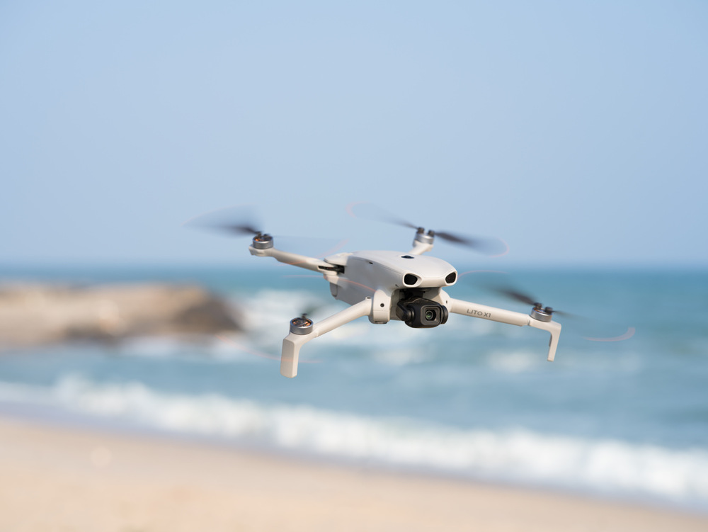 Dron DJI Lito X1 Fly More Combo (DJI RC-N3) šedý DJI Lito X1 umí natáčet do 4K při 60 snímcích za sekundu