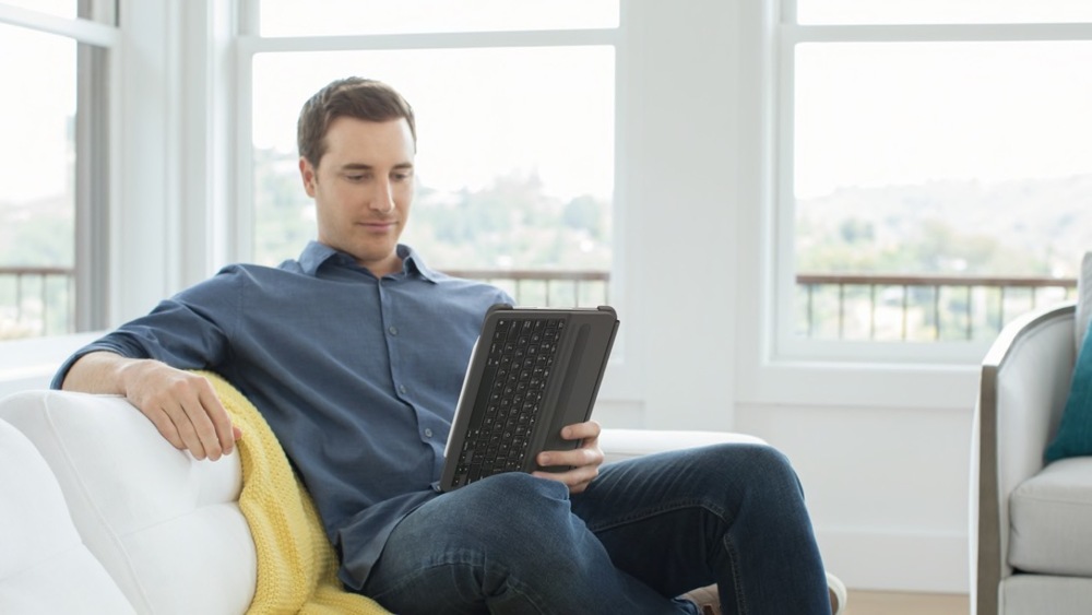 Pouzdro na tablet Logitech Slim Folio Pro na Apple iPad Pro 12.9" (3. a 4. gen.) UK šedé Pouzdro na tablet Logitech Slim Folio Pro na Apple iPad Pro 12.9" (3. a 4. gen.) UK šedé