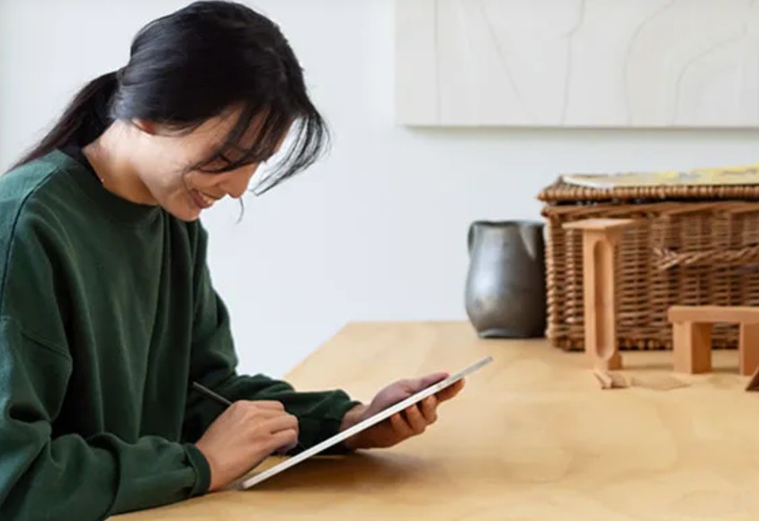 Grafický tablet Wacom MovinkPad 11 černý