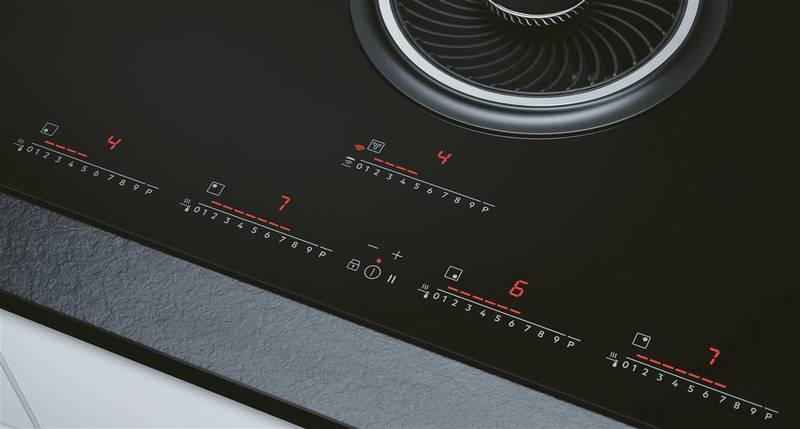 Varná deska indukce AEG Mastery ComboHob IDK84451IB s odsáváním