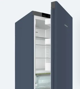 Chladnička s mrazničkou Liebherr My Style CNcfb 5203 tmavě modrá Elegantní chladnička Liebherr CNcfb 5203 má zapuštěné madlo, které nenarušuje linie spotřebiče.