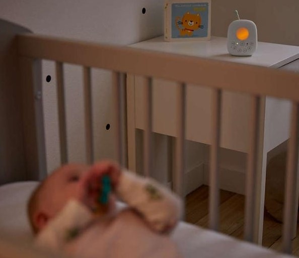 Dětská elektronická chůva Philips AVENT SCD711/52