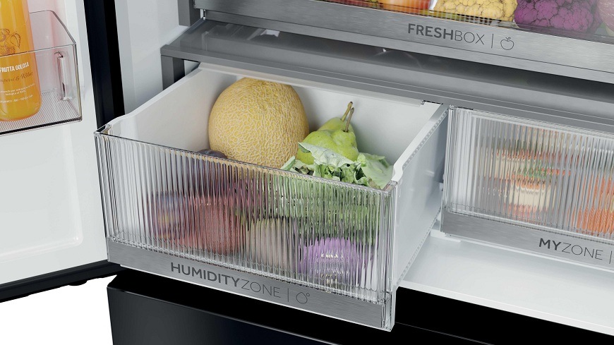 zásuvka humidity zone v černé chladničce french door haier HFKR7819DNGB