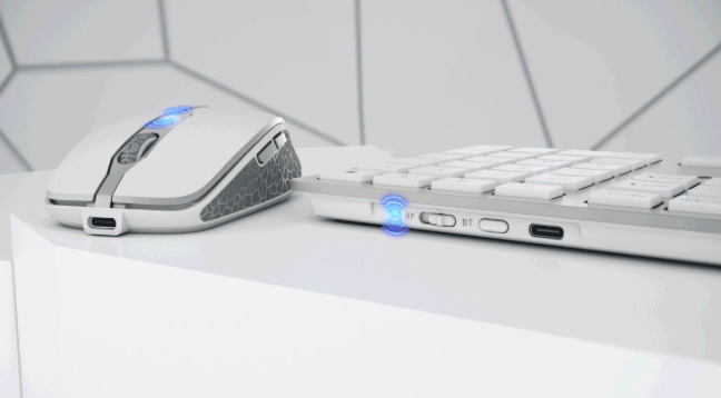 Klávesnice s myší Cherry DW 9100 SLIM  CZ+SK stříbrná/bílá