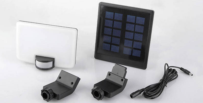 Nástěnné svítidlo Solight solární se senzorem, 11W, 1200lm, Li-on černé