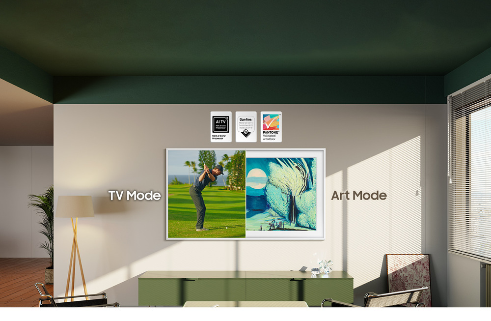 Televize Samsung The Frame QE65LS03F Televize Samsung QE65LS03F na zdi pokoje, obrazovka je rozdělená, vlevo obrazovka s TV Mode, vpravo s Art Mode