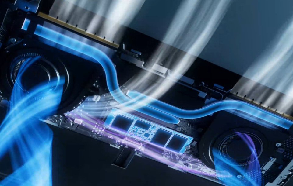 Asus ExpertBook Ultra se opírá i o chlazení ExpertCool Pro