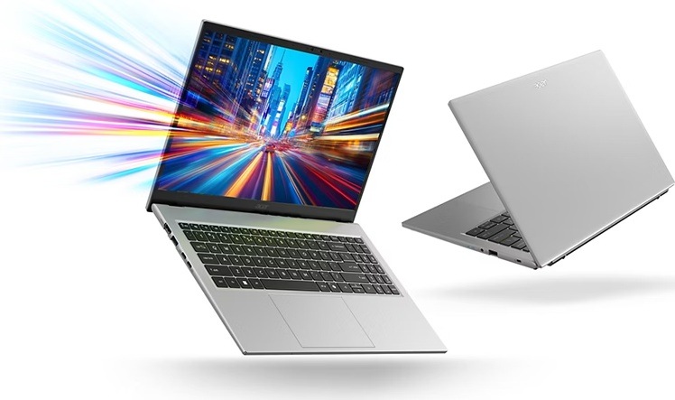 Notebook Acer Aspire Go 16 (AG16-71P-75ZZ) stříbrný Otevřený notebook Acer Aspire Go 16 s bohatou portovou výbavou