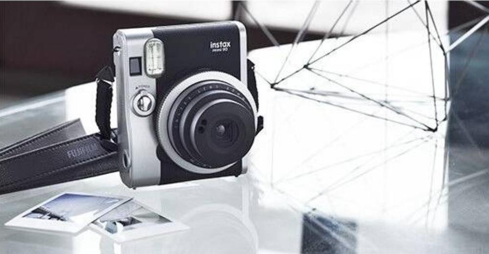 Instantní fotoaparát Fujifilm Instax mini 90 černý