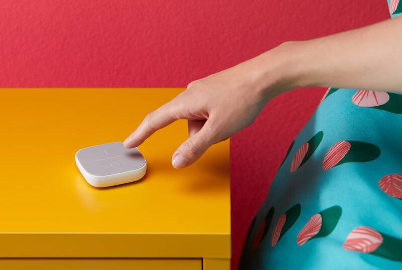 Ovladač WiZ Portable Button šedé/bílé Ovladač WiZ Portable Button šedé/bílé