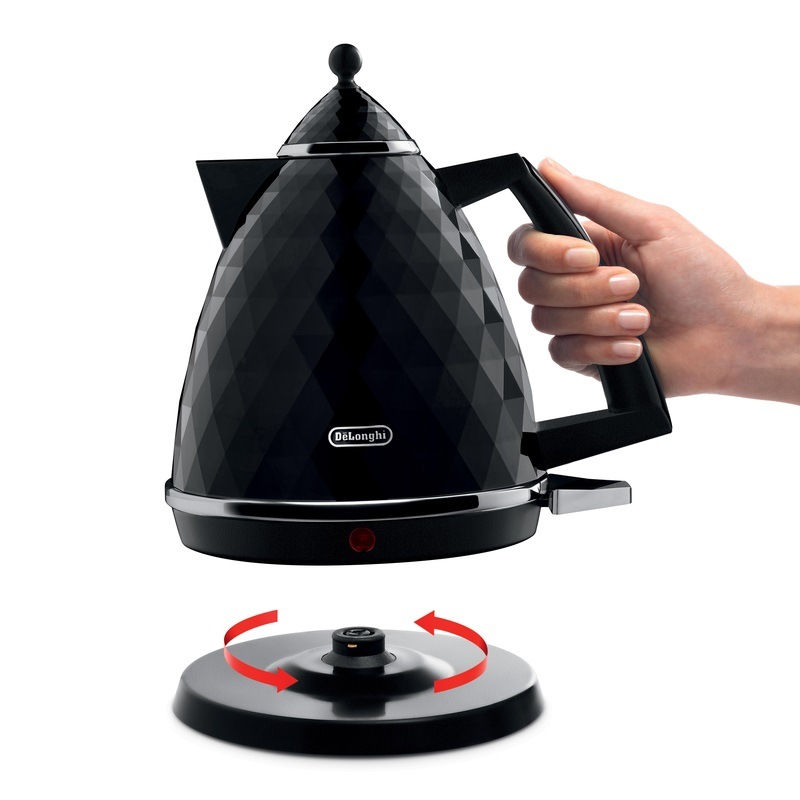 Rychlovarná konvice De'Longhi Brillante KBJ2001BK černý Rychlovarná konvice De'Longhi Brillante KBJ2001BK černý