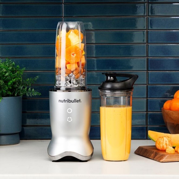 Stolní mixér Nutribullet Ultra 1200 NB1206S stříbrný