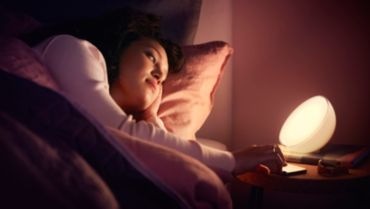 Stolní LED lampička Philips Hue Go Bluetooth White and Color Ambiance Stolní LED lampička Philips Hue Go Bluetooth White and Color Ambiance