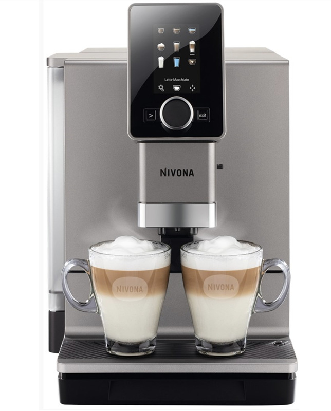 Automatický kávovar Nivona NICR 930, stříbrná barva.