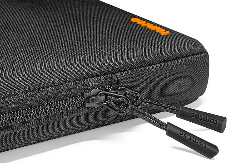 Pouzdro na notebook tomtoc Sleeve na 14" MacBook Pro - černé