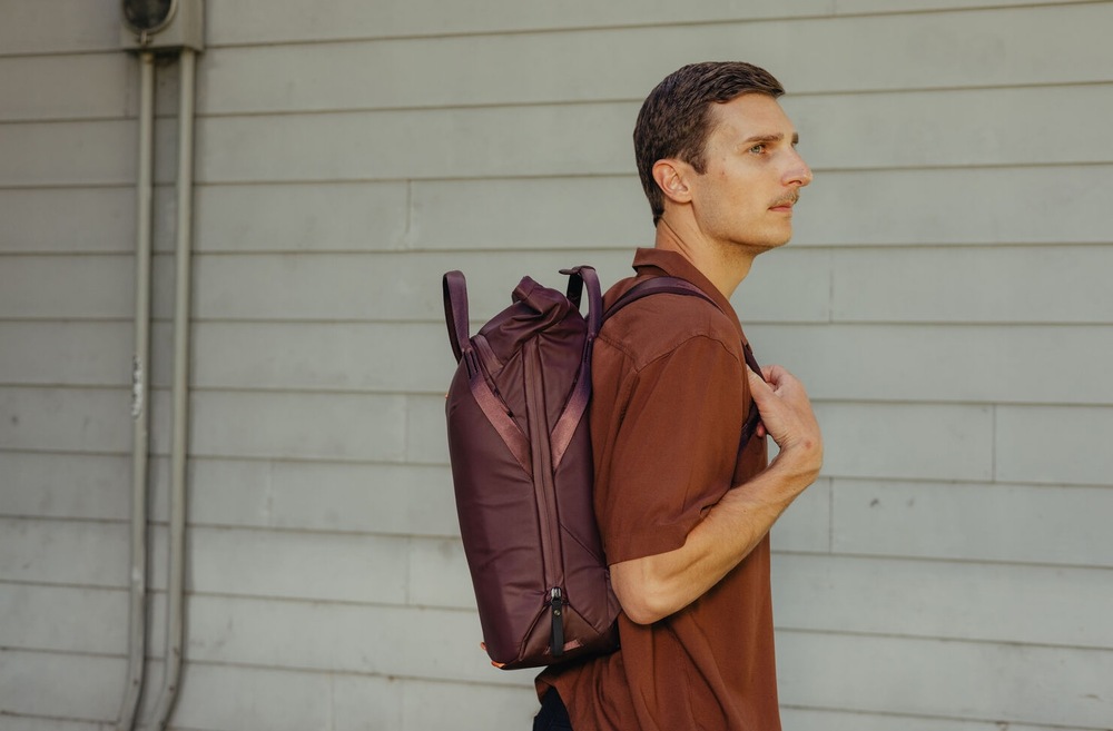 Batoh Peak Design Everyday Totepack 20L (v2) vínová Batoh Peak Design Everyday Totepack 20L (v2) vínová
