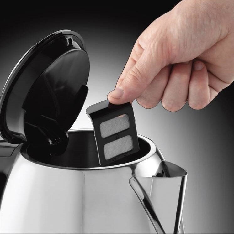 Rychlovarná konvice RUSSELL HOBBS 23930-70 Victory nerez Rychlovarná konvice RUSSELL HOBBS 23930-70 Victory nerez