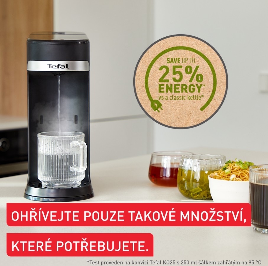 Ohřívač vody Tefal BR3508E0 Instant Hot Water černý/nerez Ohřívač vody Tefal Instant Hot Water BR3508E0 na kuchyňské lince s horkou vodou
