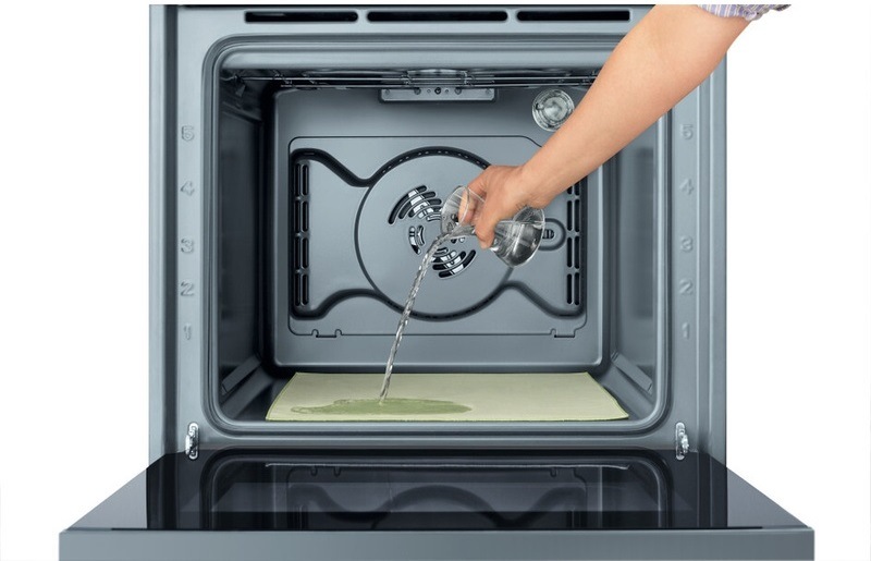 Trouba Whirlpool New Actual OMK38HU0B černá Horkovzdušná vestavná trouba Whirlpool OMK38HU0B, černá, SmartClean