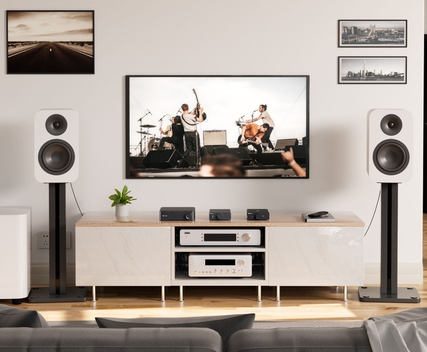 DAC převodník Fosi Audio Q6 černý Hudební sestava v okolí televize zahrnuje i DAC převodník Fosi Audio Q6