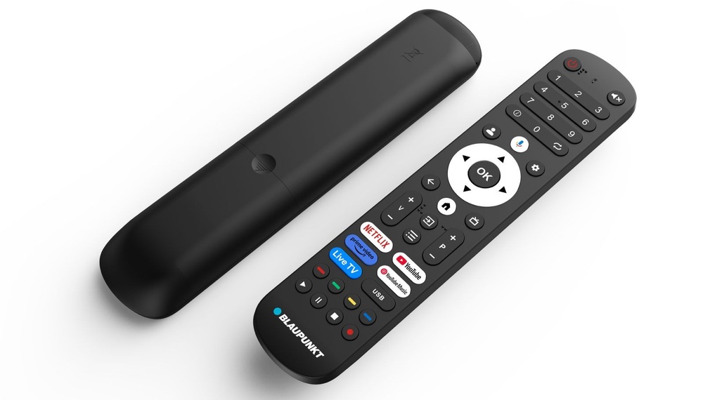 V balení naleznete chytrý ovladač, pomocí kterého lze televizi ovládat například hlasem.