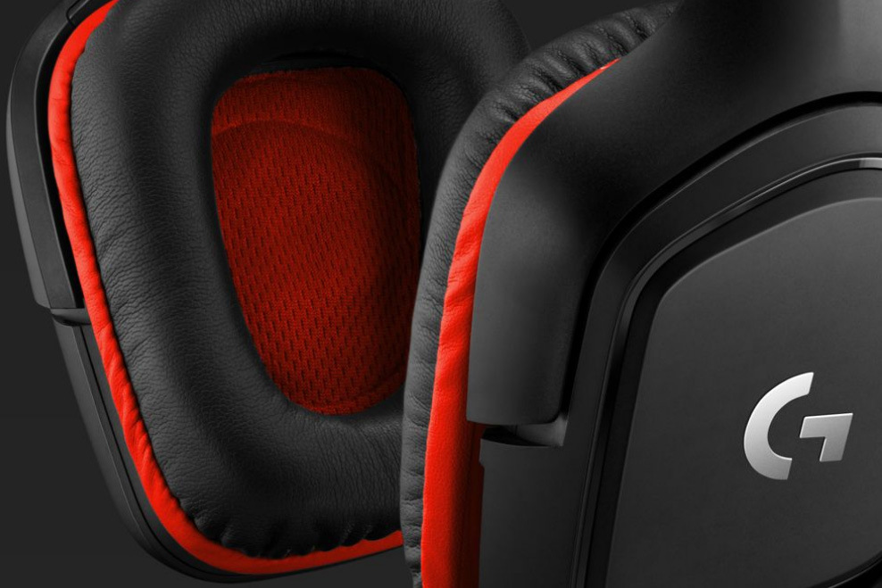 Headset Logitech Gaming G332 černý/červený Headset Logitech Gaming G332 černý/červený